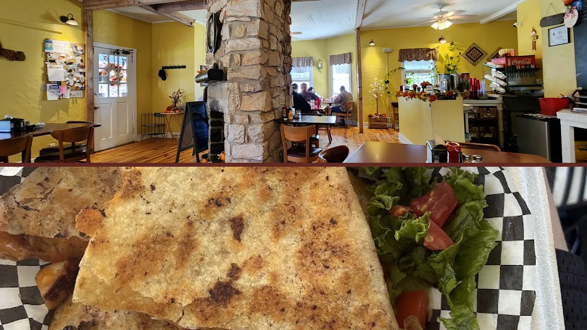 Interior seating arranged for quick lunch service.